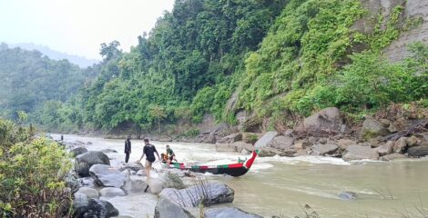 বান্দরবানের থানচিতে সাঙ্গুর উজানে তুরুর্গু স্বংয়ে গতিপথ পরিবর্তন, ভোগান্তি নৌযাত্রা!
