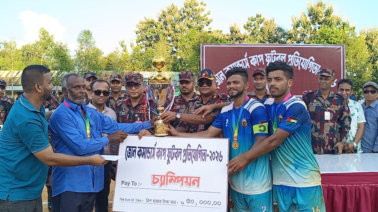 যুব সমাজ পরিবর্তন হলে সমাজ ও রাষ্ট্র পরিবর্তন হবে: লংগদুতে জোন কমান্ডার’স কাপ ফুটবল টুর্নামেন্টের ফাইনাল অনুষ্ঠিত