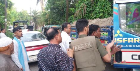 চকরিয়ায় একাধিক অবৈধ বালুমহালে প্রশাসনের অভিযান