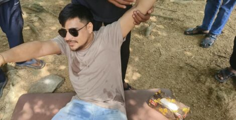 সাজেকে পর্যটকবাহী সিএনজি দুর্ঘটনায় আহত-১