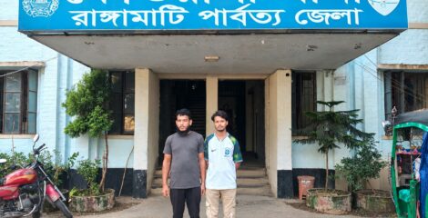 কোতয়ালী থানার বিশেষ অভিযানে চুরি মামলার আসামী,মাদকসেবী ৩জনসহ আটক-৫