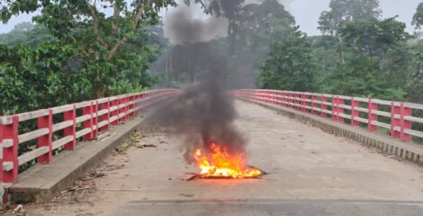 সাজেক সড়কে যান চলাচল বন্ধঃবিপাকে পড়েছে রিসোর্ট কটেজ মালিকেরা