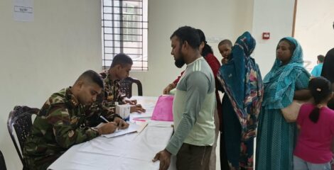 রাঙামাটি রিজিয়ন উদ্যোগে রাঙামাটি সদর হাসপাতালে ফ্রি মেডিকেল ক্যাম্পেইন ও ঔষধ বিতরণ